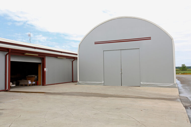 temporary warehouse building